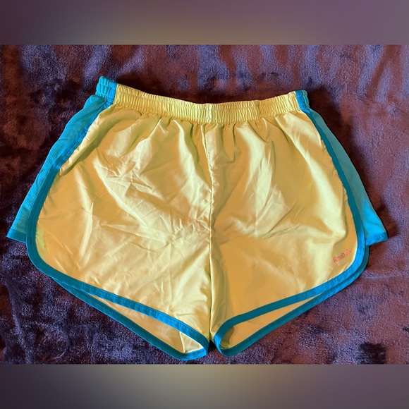 Reebok Pants - Reebok PlayDry Short with built-in brief & pocket
